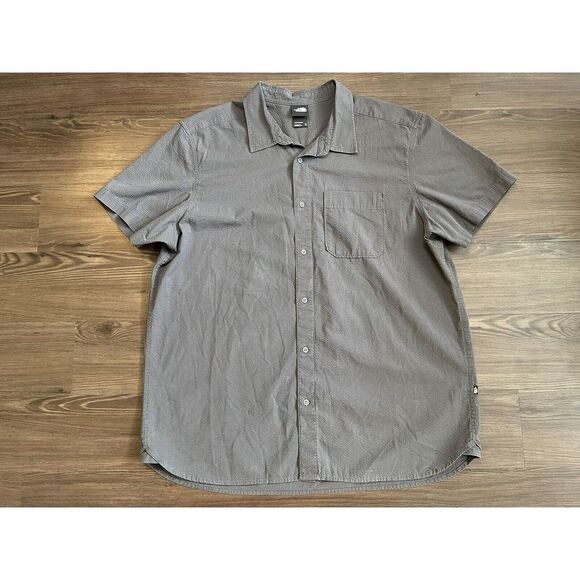North Face 2XL Charcoal Grey Seersucker Cotton Button Up S/S Shirt - Picture 2 of 5